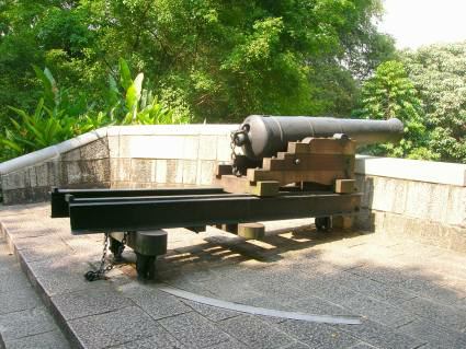 9 pounder cannon